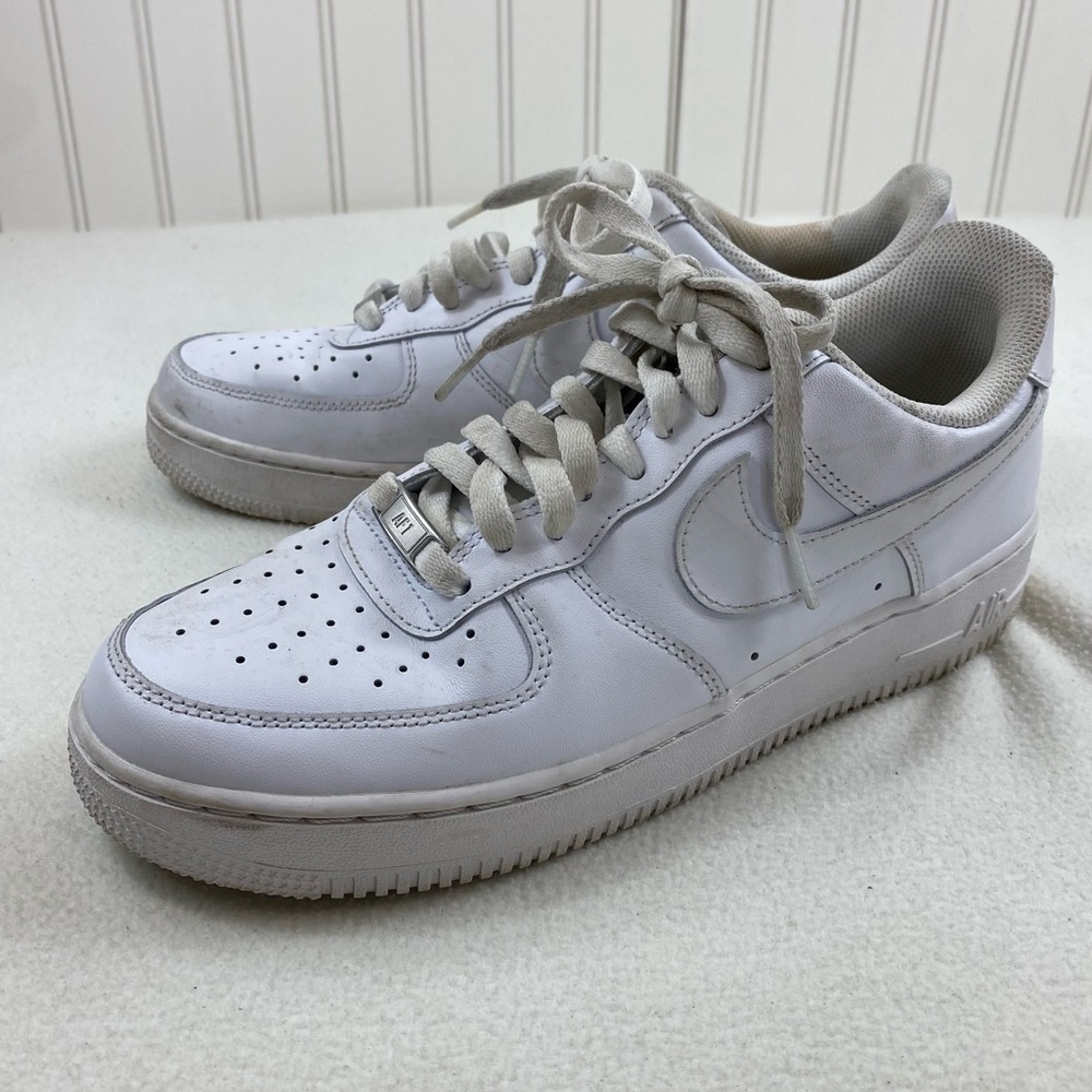 Nike Air Force 1 Men’s Low 07 Triple White‎ Sneakers CW2288-111 SIZE 8.5